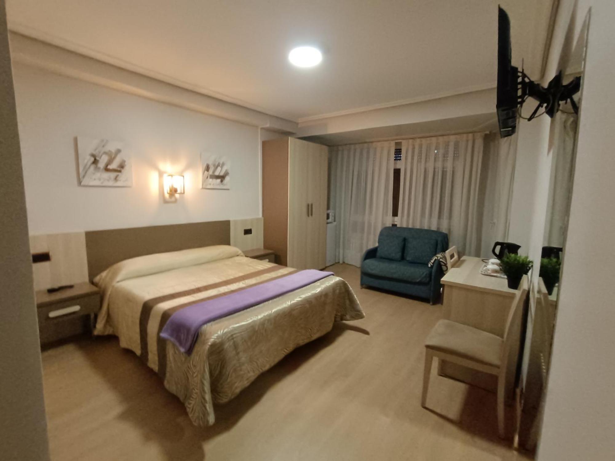 Habitaciones Javier Vitoria-Gasteiz Esterno foto